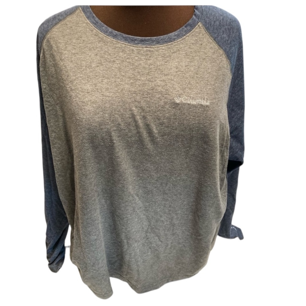 Columbia Baseball T-Shirt Women’s XXL/2TG Blue Sleeves Grey Body Fits Women XXL